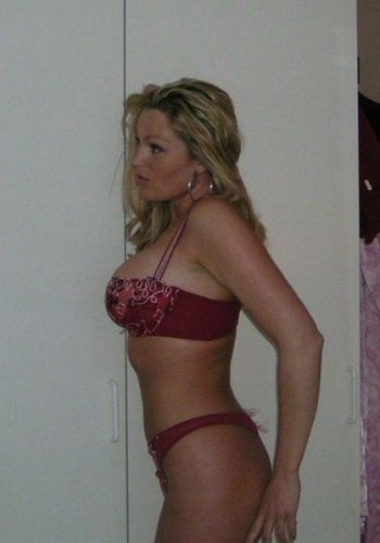 Шлюха индивидуалка Лера Блондинка c 4 размером груди у метро Площадь Ленина Питер Фото - 6