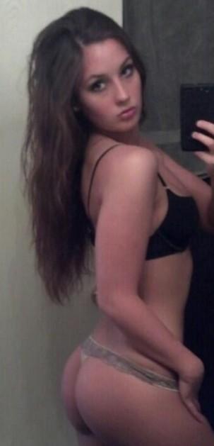 Шлюха Даша Шатенка c 2 размером груди у метро Волковская Питер Фото - 2