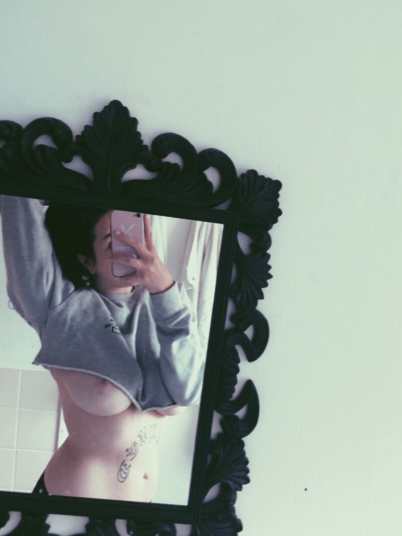 Путана Санкт-Петербурга Кристина Беговая, +7(931)366-28-01