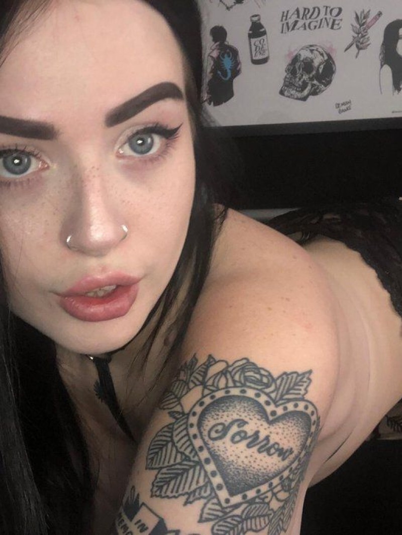 Путана Кристина Брюнетка c 1 размером груди у метро Беговая Санкт-Петербург Фото - 3