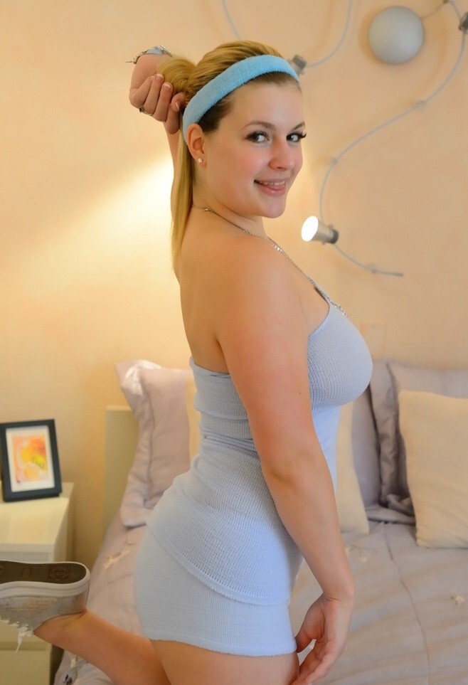 Проститутка индивидуалка Альбина Блондинка c 4 размером груди у метро Беговая СПб Фото - 4