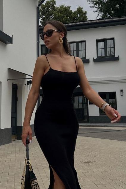 Шлюха Вика Брюнетка c 2 размером груди у метро Старая Деревня Питер Фото - 2