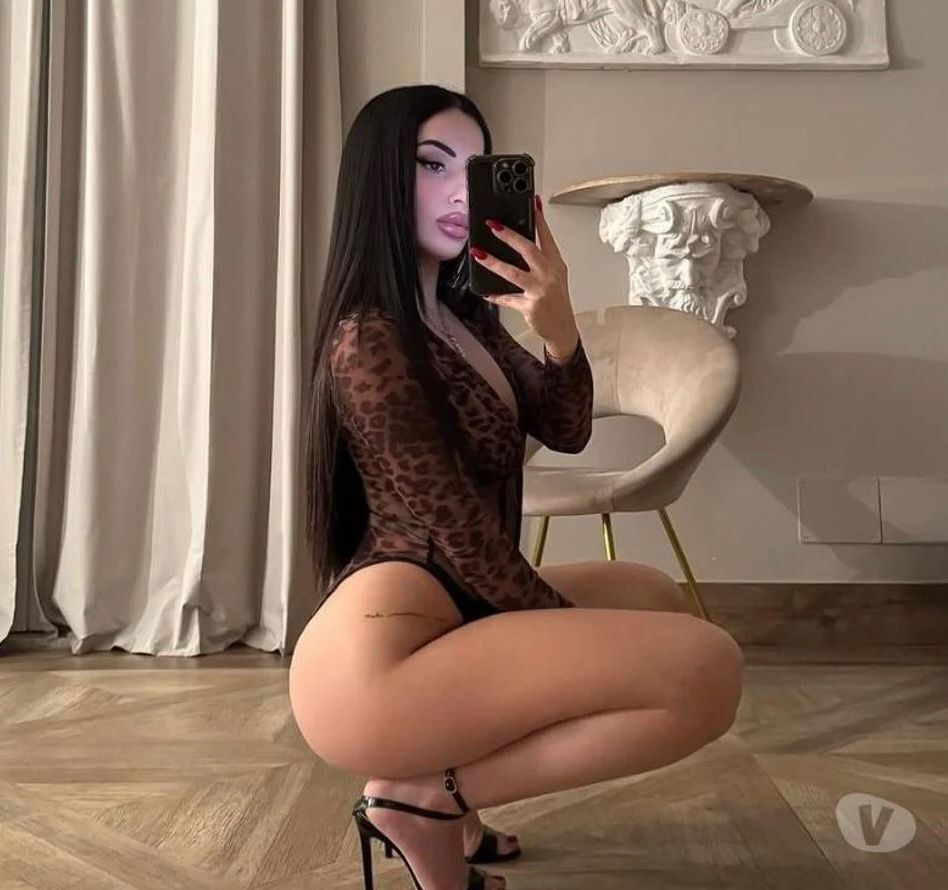 Проститутка индивидуалка Ли Брюнетка c 3 размером груди у метро Черная речка СПб Фото - 3