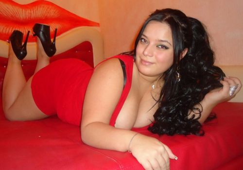 Проститутка Мариночка Брюнетка c 4 размером груди у метро Проспект Большевиков СПб Фото - 7