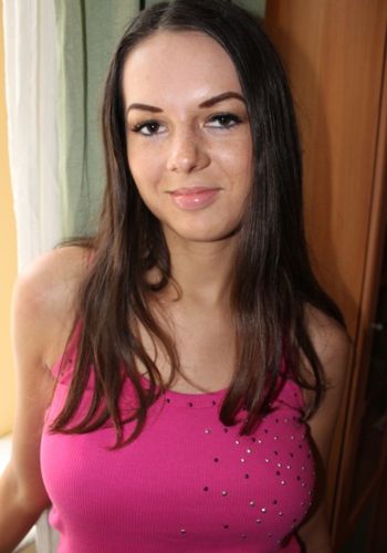 Проститутка Катя Шатенка c 4 размером груди у метро Площадь Восстания СПб Фото - 4